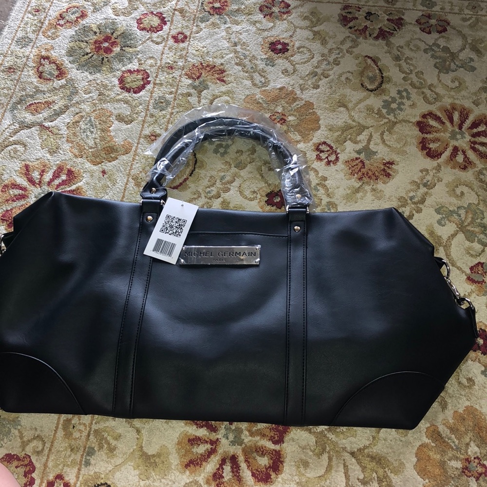 Leather weekender